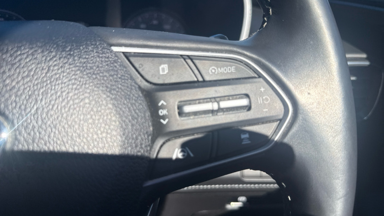 Hyundai SANTA FE 1.6 TGDi Hybrid Premium 5dr 4WD Auto Hybrid Estate